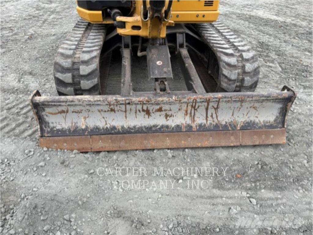 CAT 304-07 Excavatoare pe șenile
