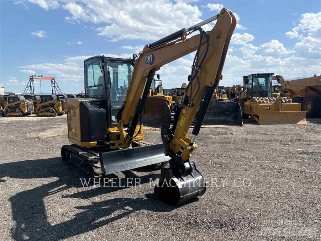 CAT 304 C3 TH Excavatoare pe șenile
