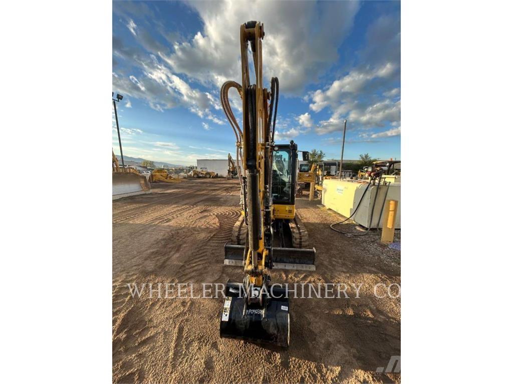 CAT 304 C3 TH Excavatoare pe șenile
