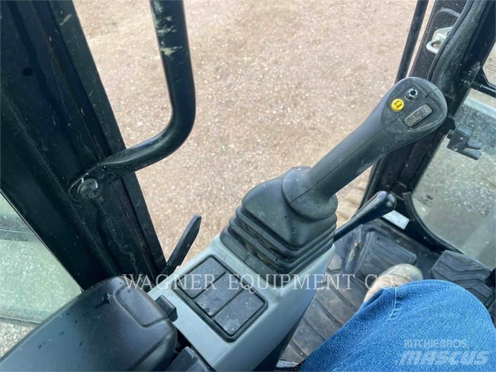 CAT 30407 Excavatoare pe șenile
