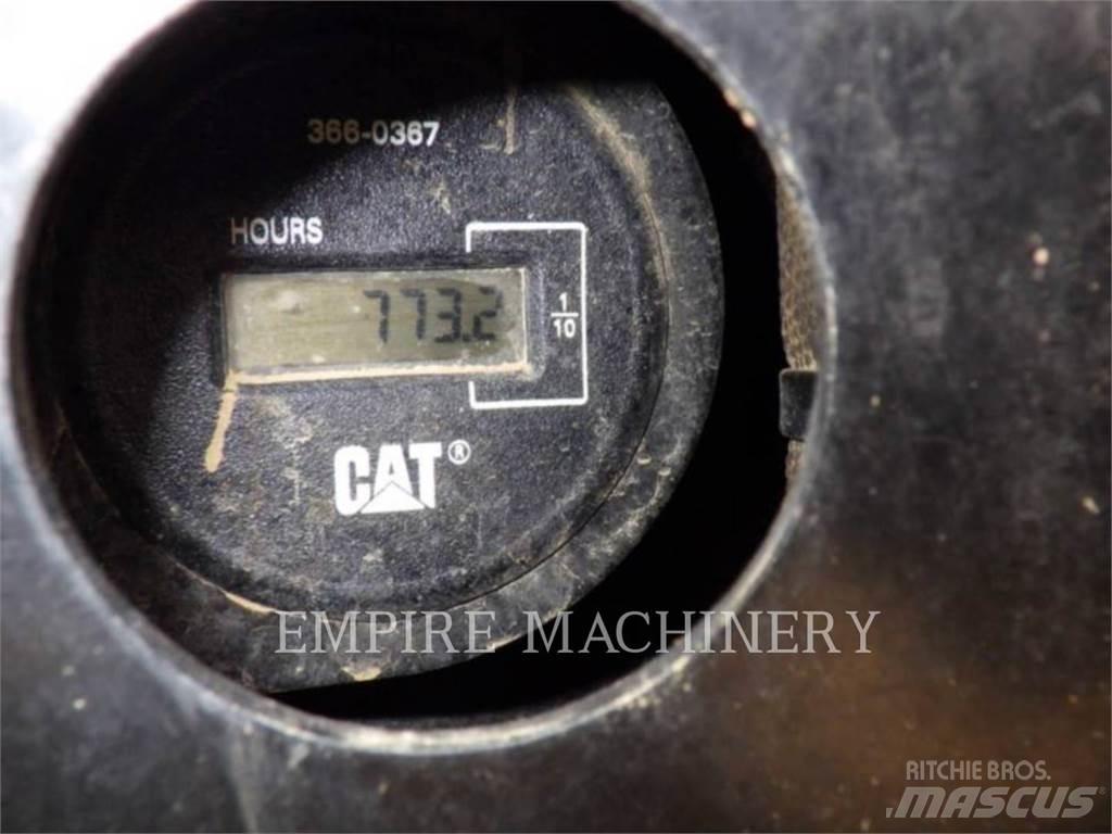 CAT 304E2 Excavatoare pe șenile
