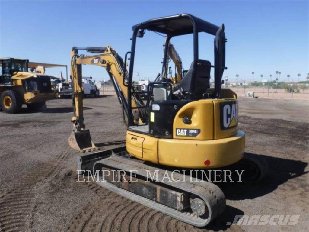 CAT 304E2 Excavatoare pe șenile
