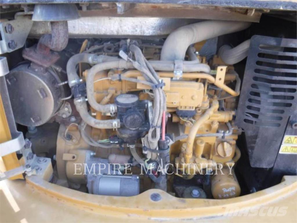 CAT 304E2 Excavatoare pe șenile
