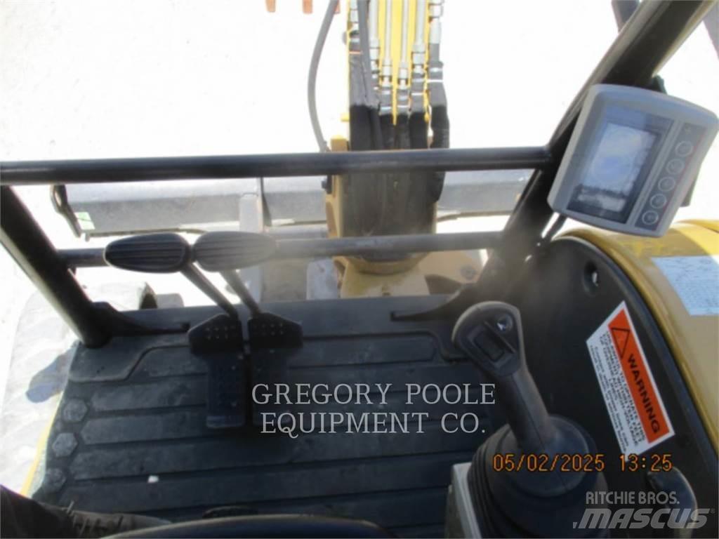 CAT 304E2CR Excavatoare pe șenile
