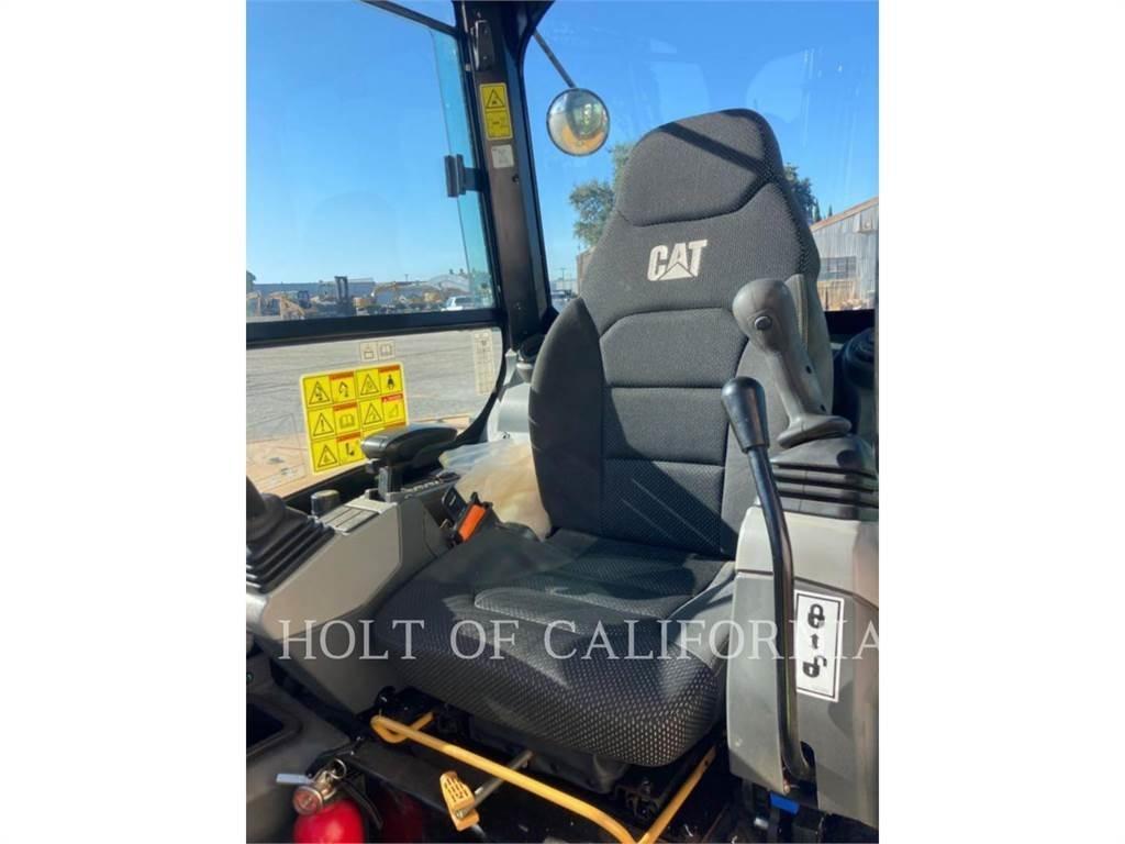 CAT 305 Excavatoare pe șenile
