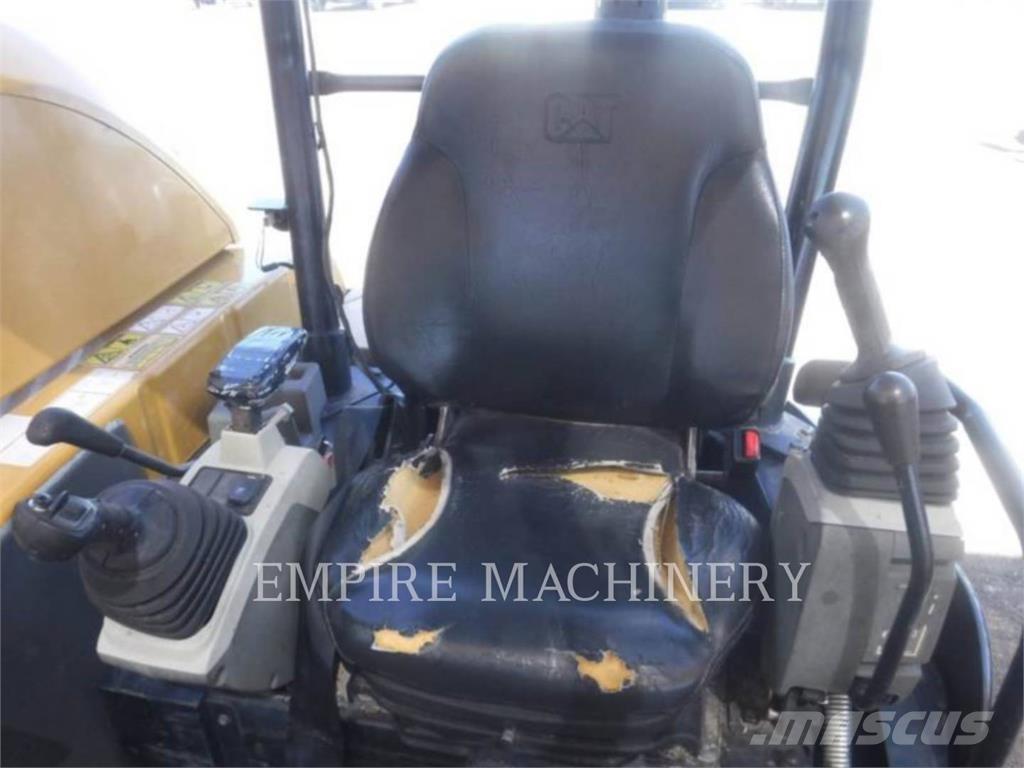 CAT 305.5E2 Excavatoare pe șenile
