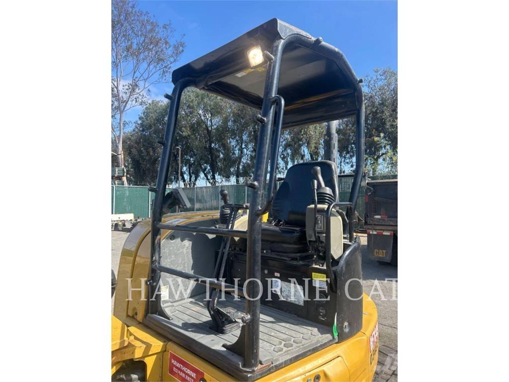 CAT 305.5E2 TH Excavatoare pe șenile
