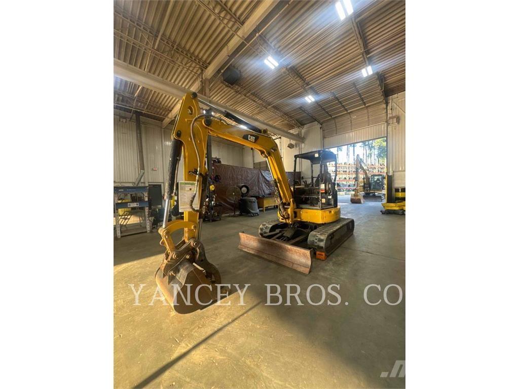 CAT 305.5E2CR Excavatoare pe șenile
