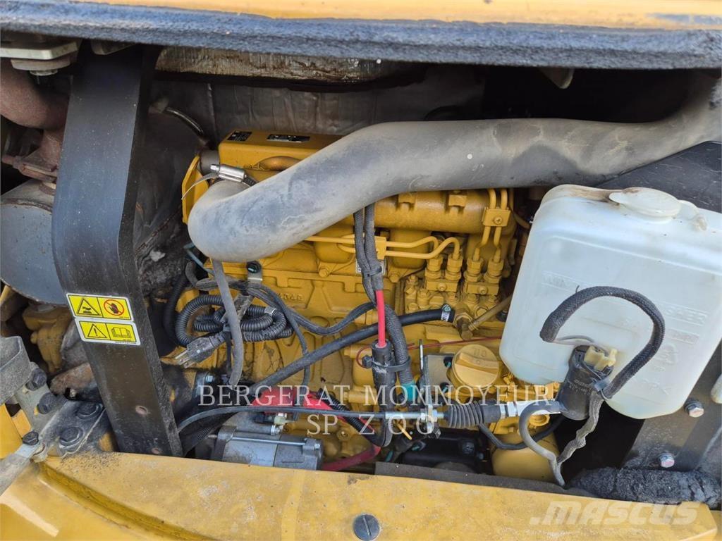 CAT 305.5E2CR Excavatoare pe șenile
