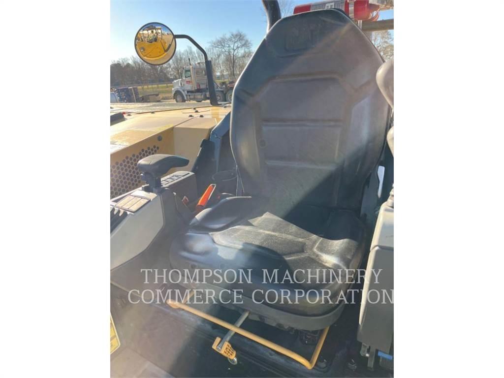 CAT 306 Excavatoare pe șenile
