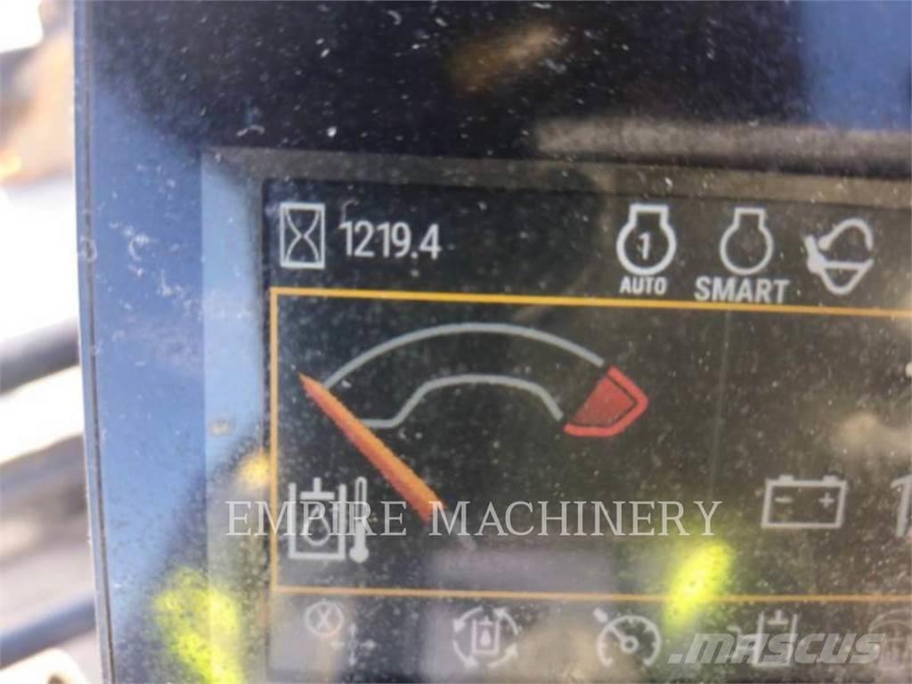 CAT 306 CR Excavatoare pe șenile
