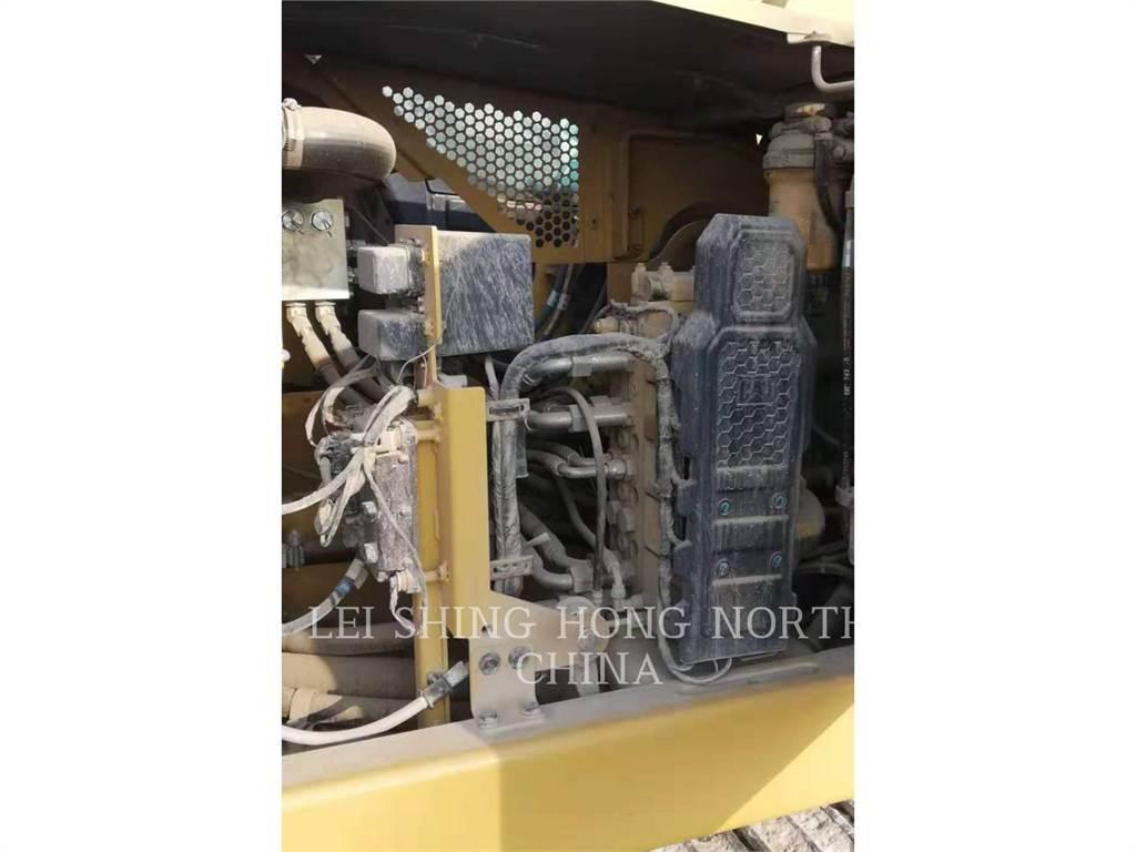 CAT 307.5 Excavatoare pe șenile
