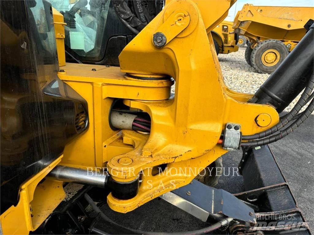 CAT 308 Excavatoare pe șenile

