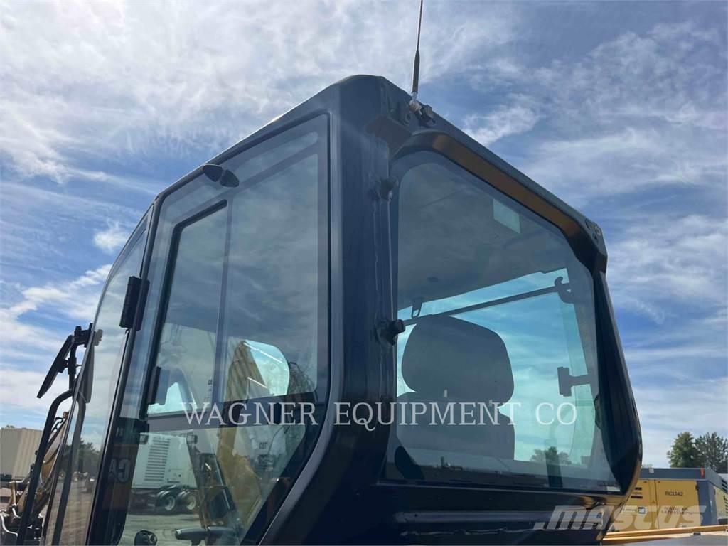 CAT 308 Excavatoare pe șenile
