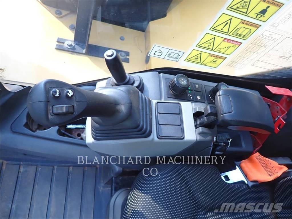 CAT 309CR Excavatoare pe șenile
