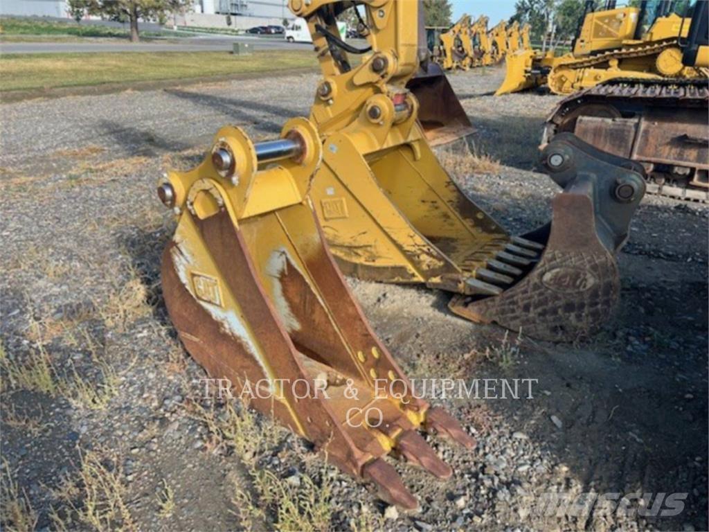 CAT 313 Excavatoare pe șenile
