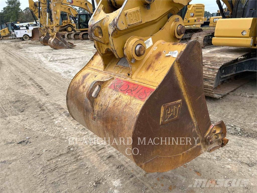CAT 313 Excavatoare pe șenile
