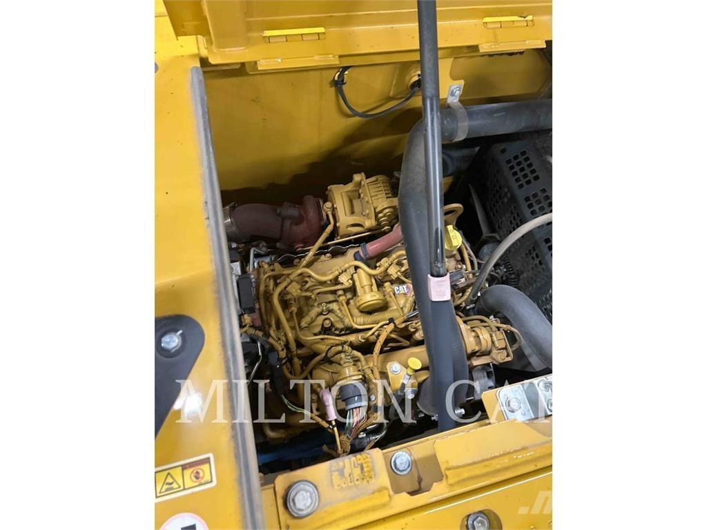 CAT 313 GC Excavatoare pe șenile

