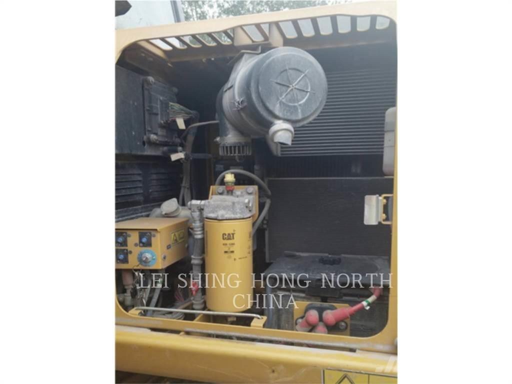 CAT 313D2GC Excavatoare pe șenile
