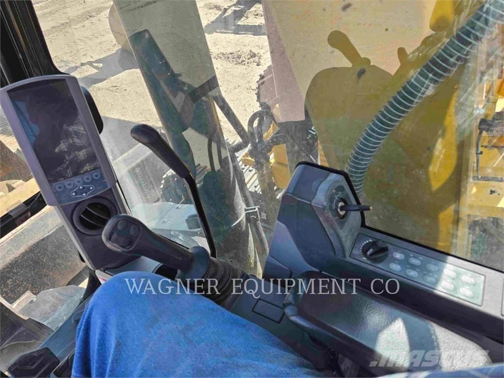CAT 313FL Excavatoare pe șenile

