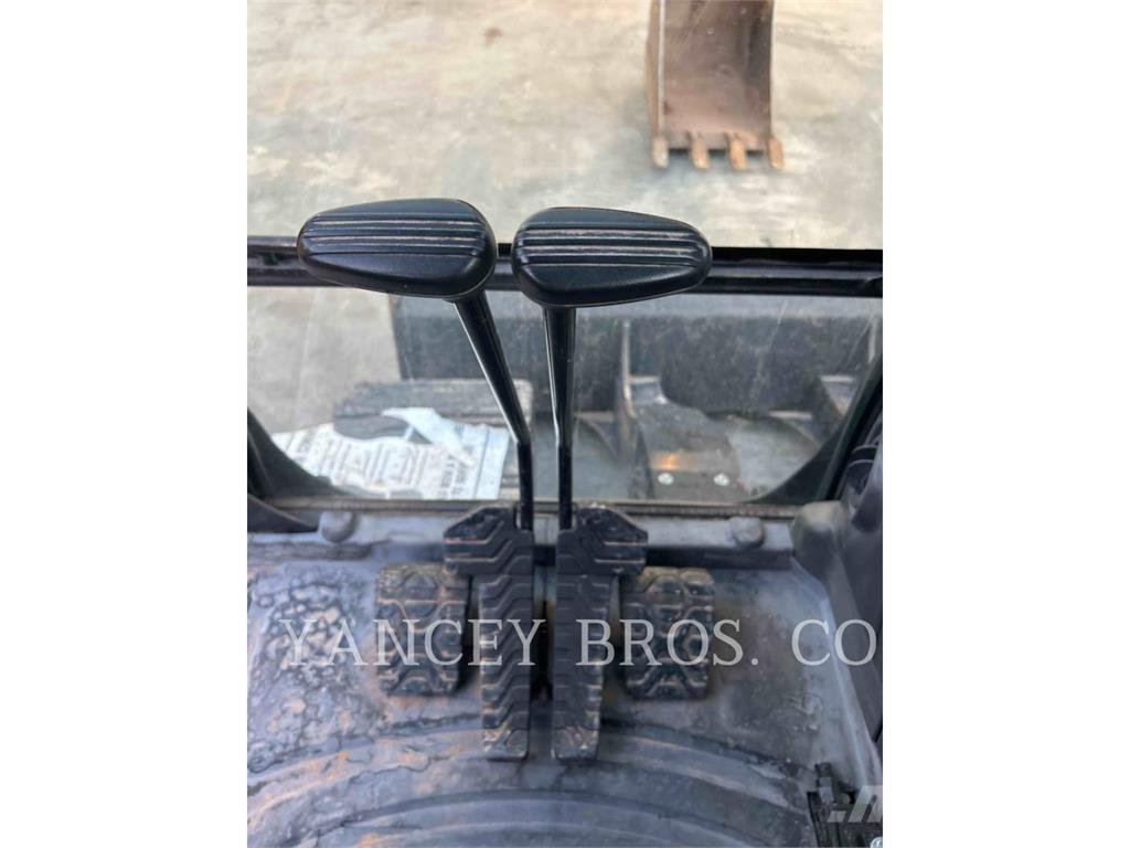 CAT 313FLGC Excavatoare pe șenile
