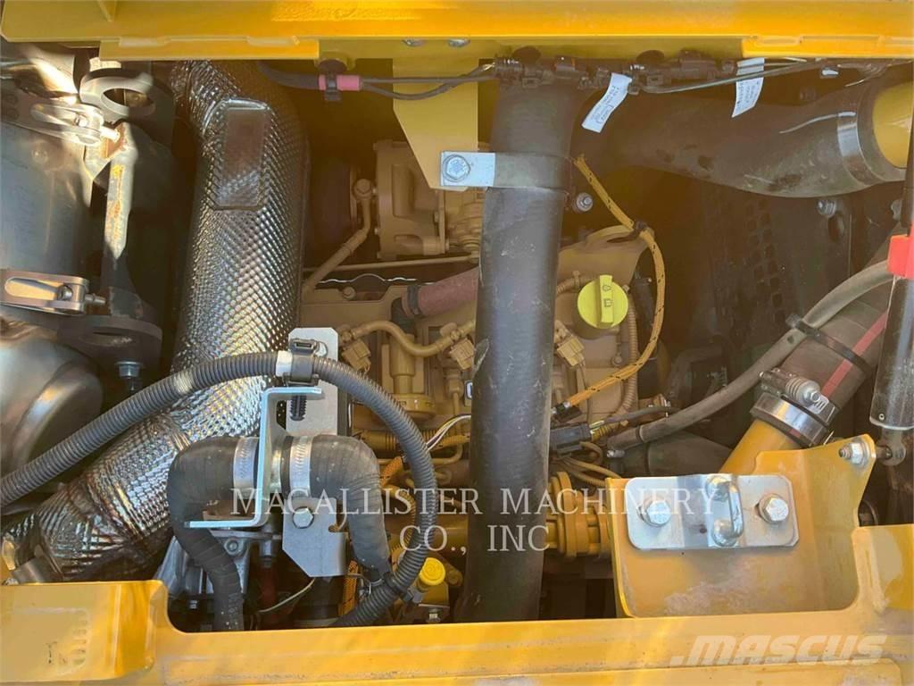 CAT 315 Excavatoare pe șenile
