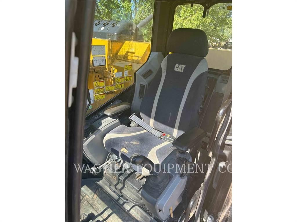 CAT 315FL Excavatoare pe șenile
