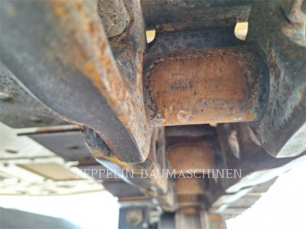 CAT 315FL Excavatoare pe șenile
