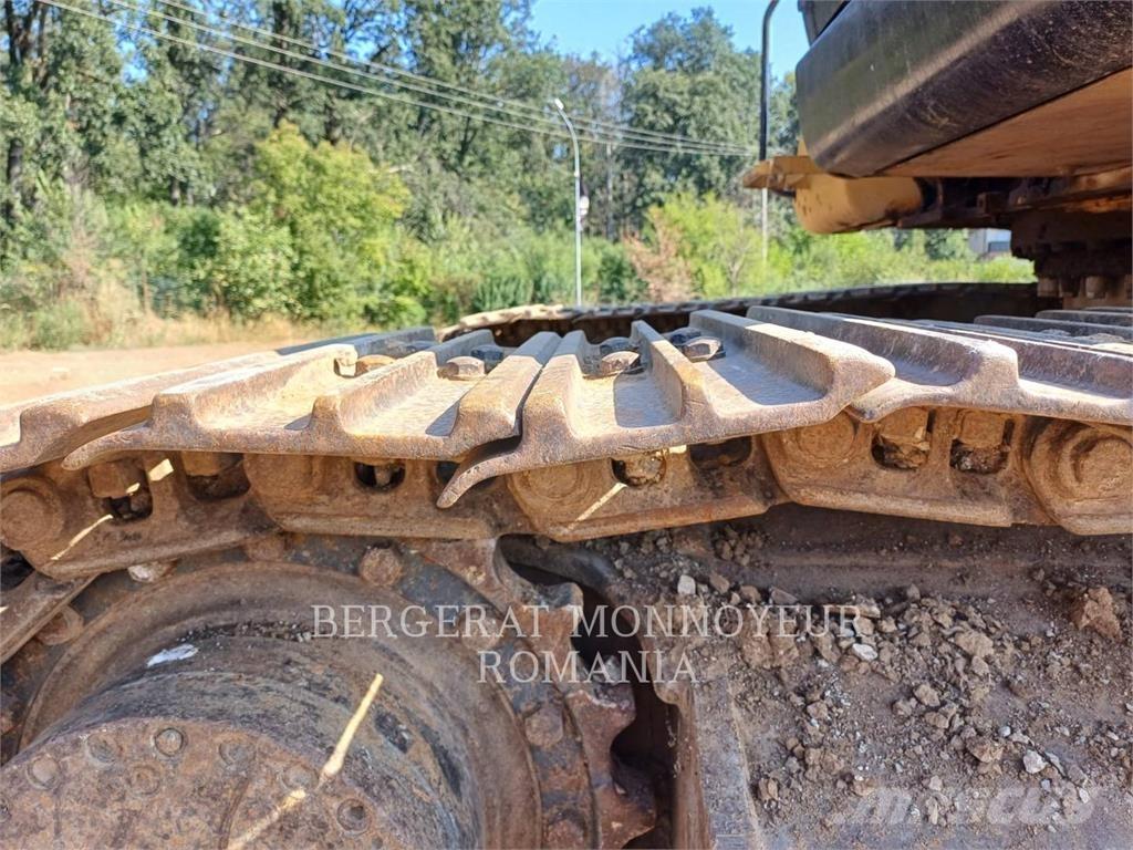 CAT 318C Excavatoare pe șenile
