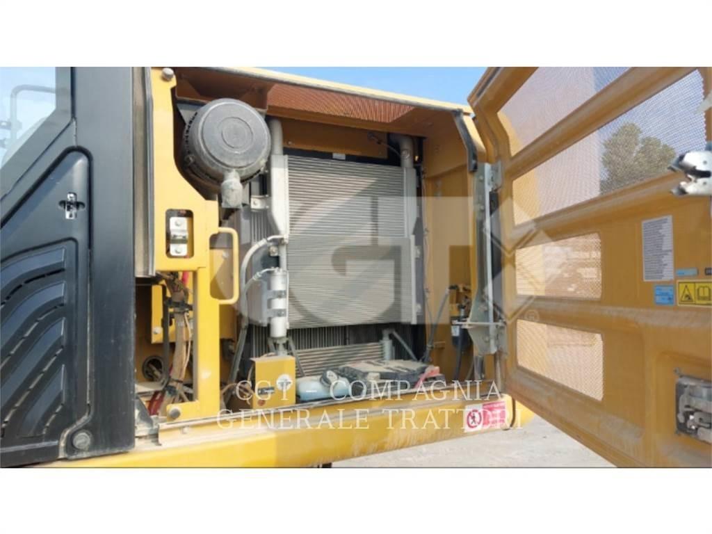 CAT 318F Excavatoare pe șenile
