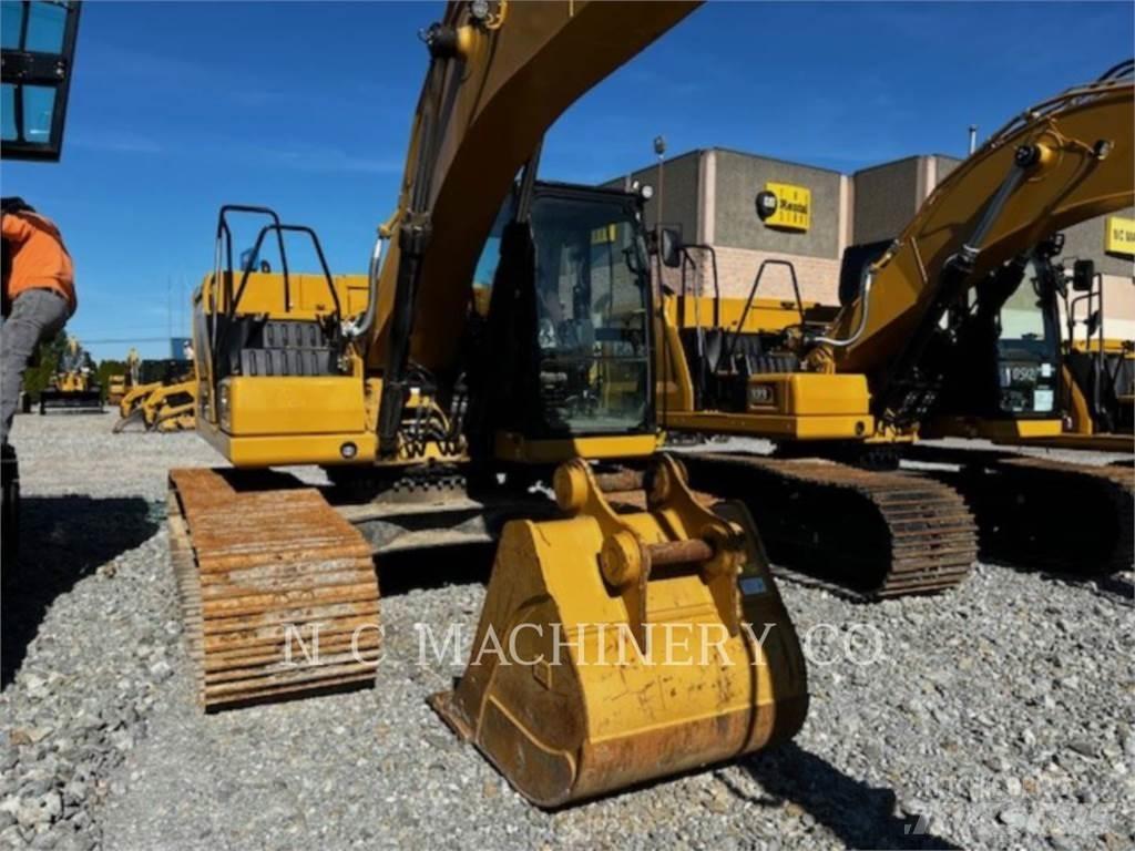 CAT 320 Excavatoare pe șenile
