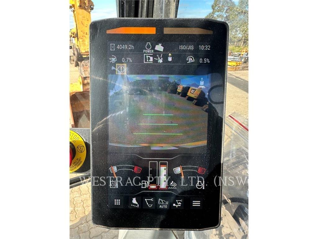 CAT 320 Excavatoare pe șenile
