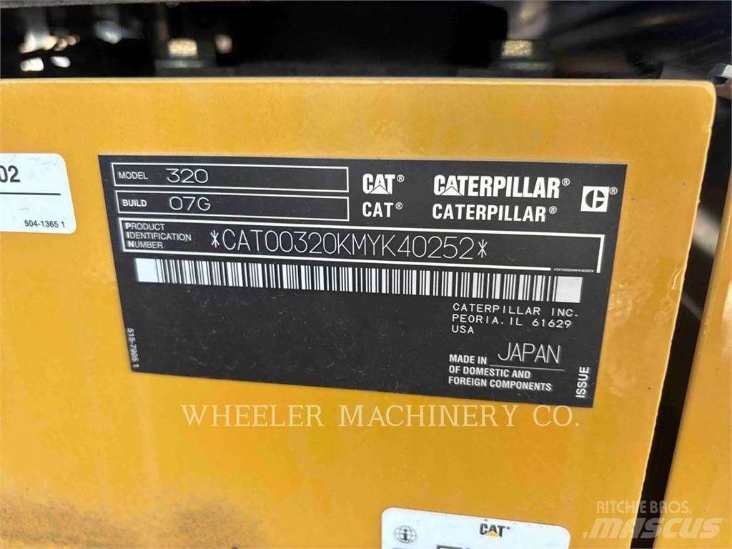 CAT 320 Excavatoare pe șenile
