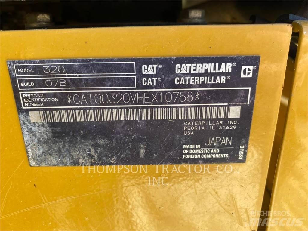 CAT 320 Excavatoare pe șenile
