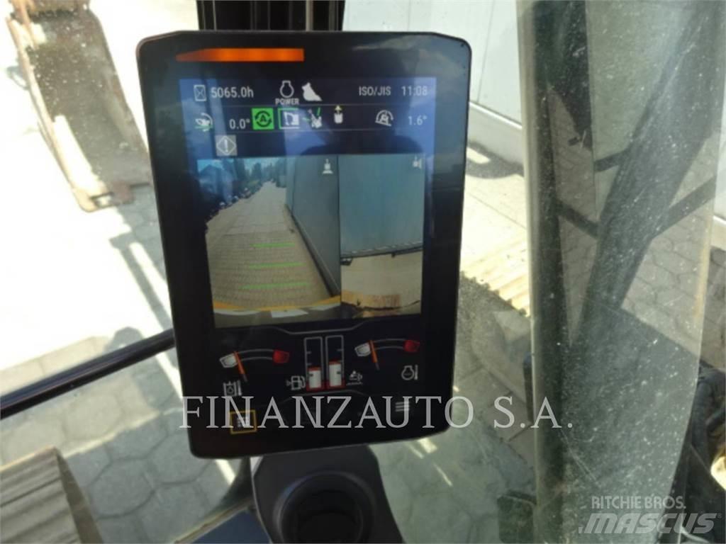 CAT 320 Excavatoare pe șenile

