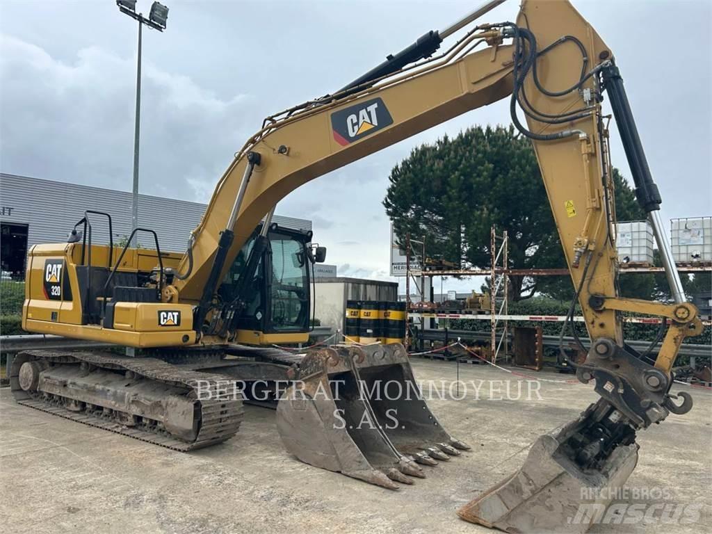 CAT 320 Excavatoare pe șenile
