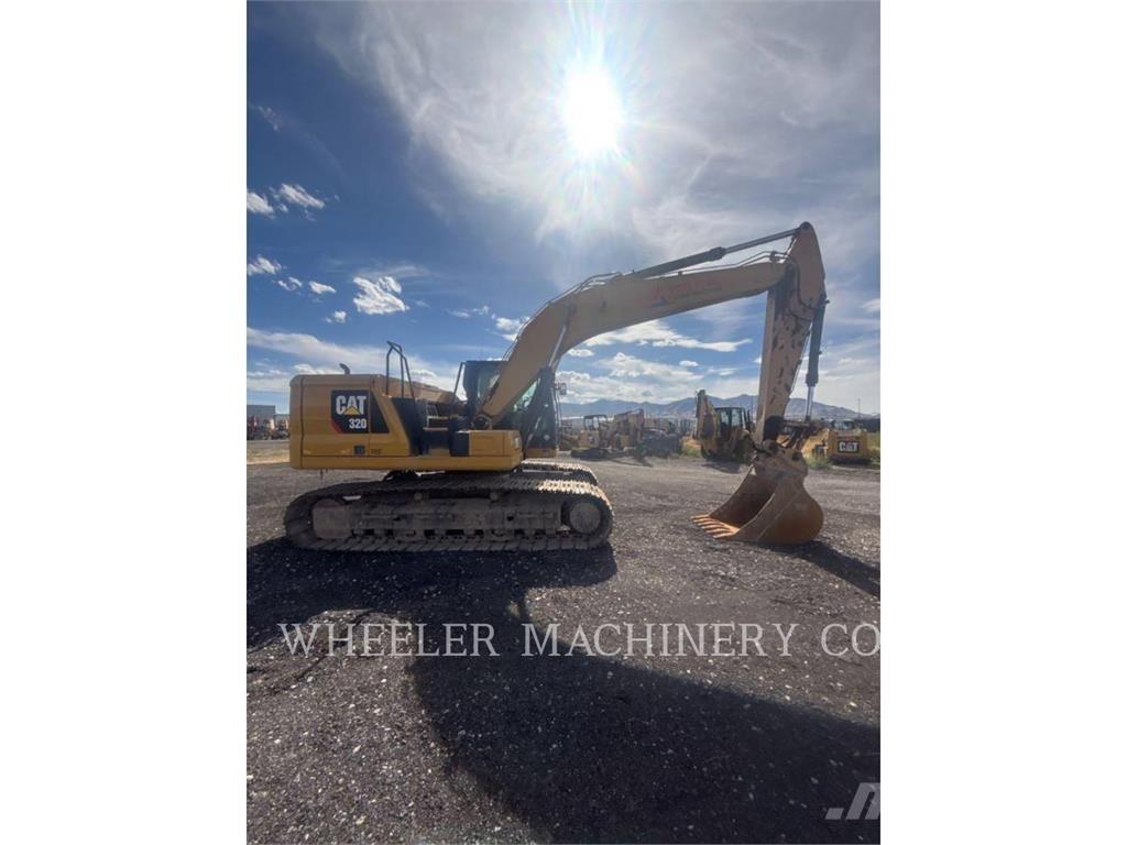 CAT 320 Excavatoare pe șenile
