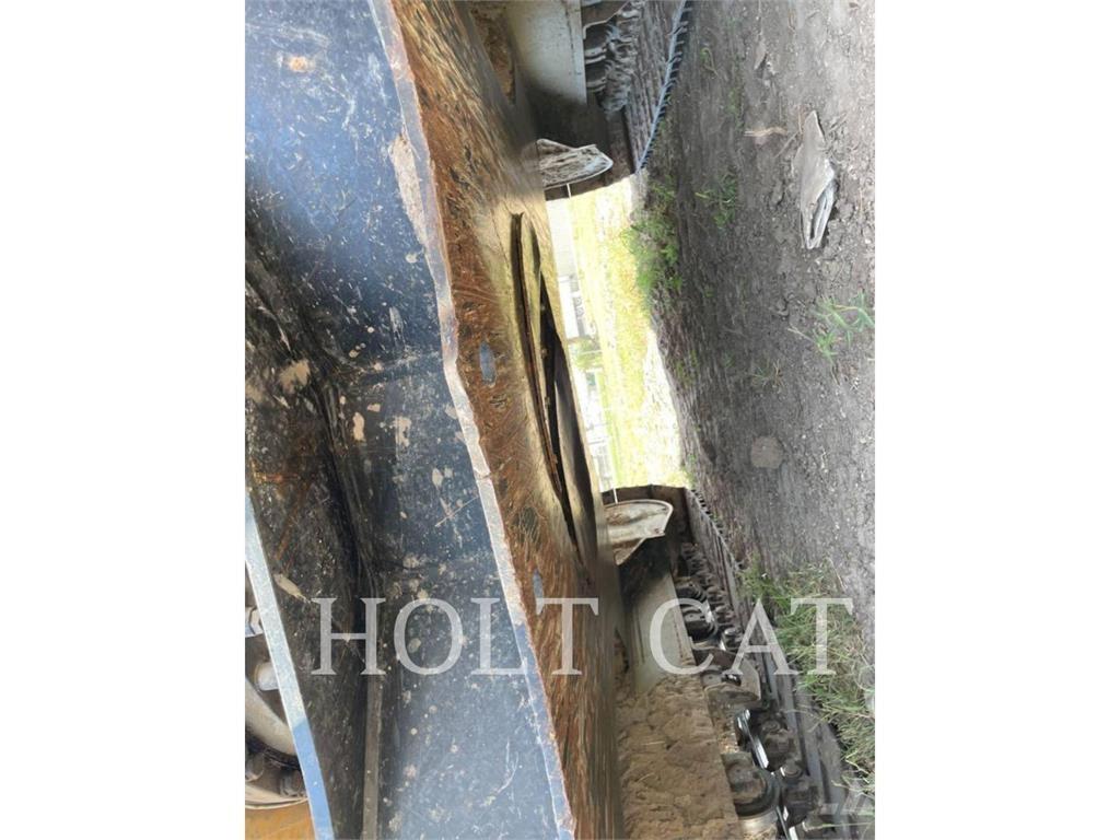 CAT 320 Excavatoare pe șenile
