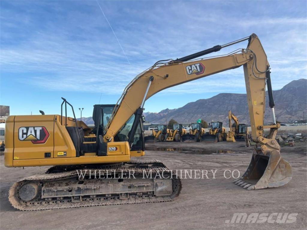 CAT 320 Excavatoare pe șenile
