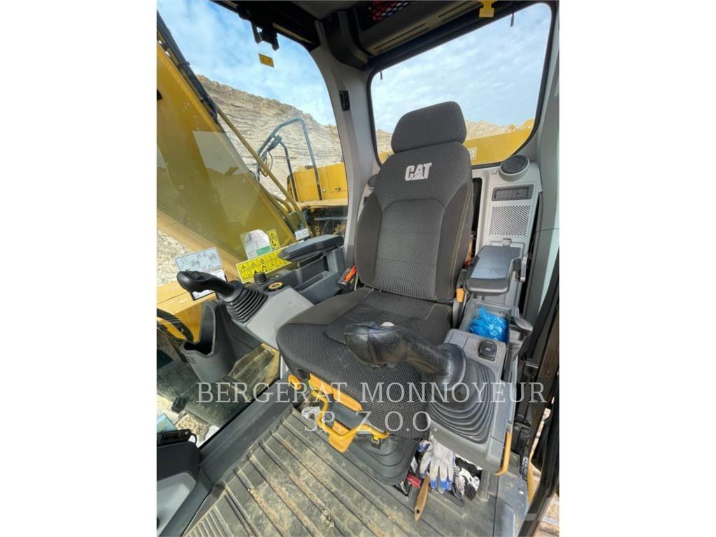 CAT 320 Excavatoare pe șenile
