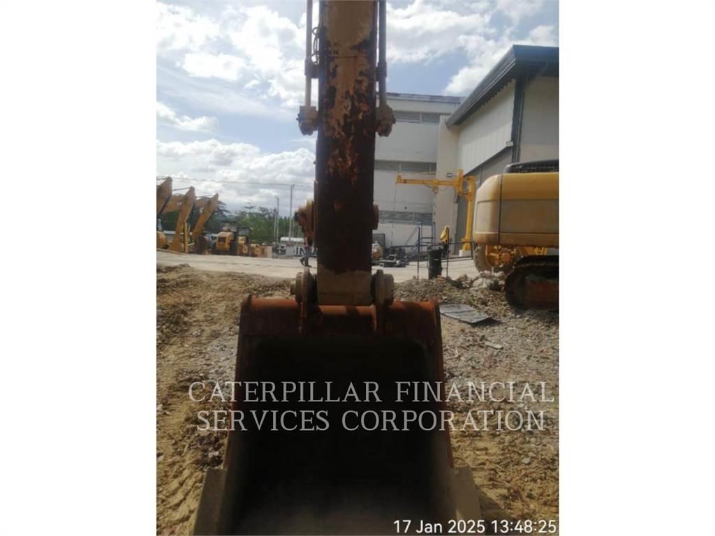 CAT 320-07 Excavatoare pe șenile
