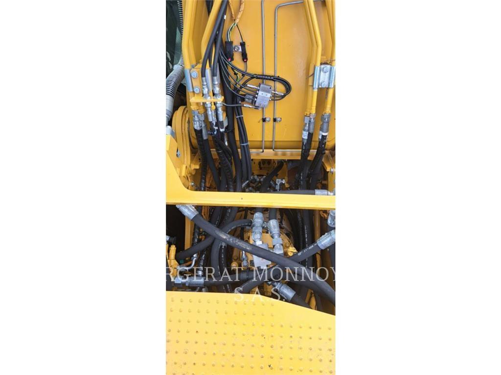 CAT 320-07 Excavatoare pe șenile
