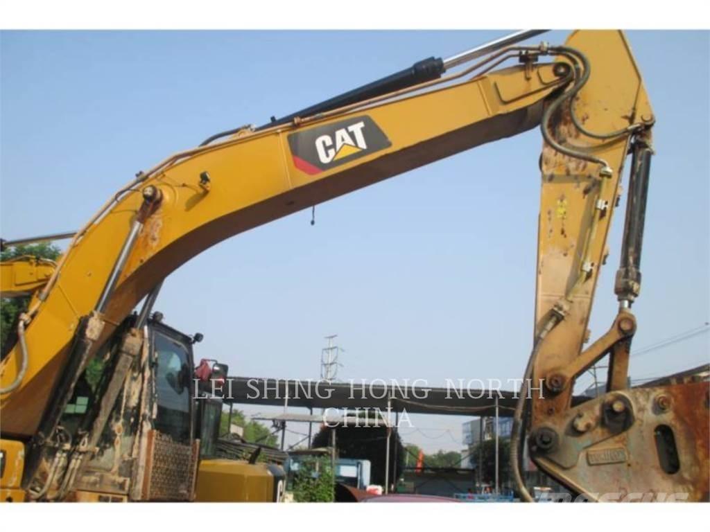 CAT 320-07 Excavatoare pe șenile
