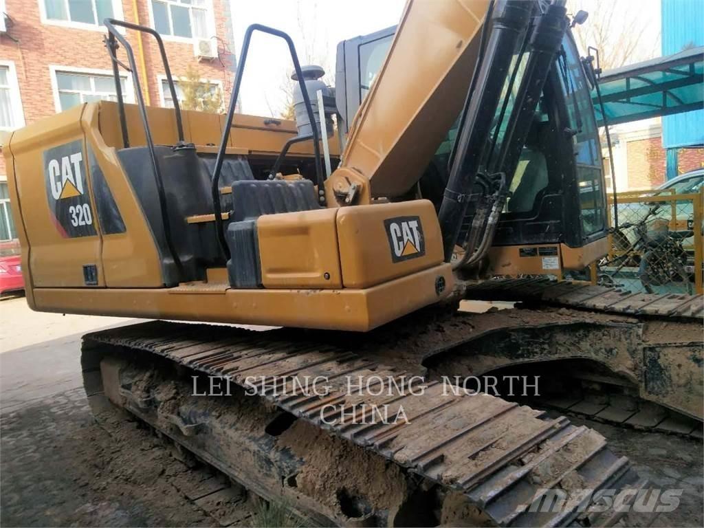 CAT 320-07 Excavatoare pe șenile

