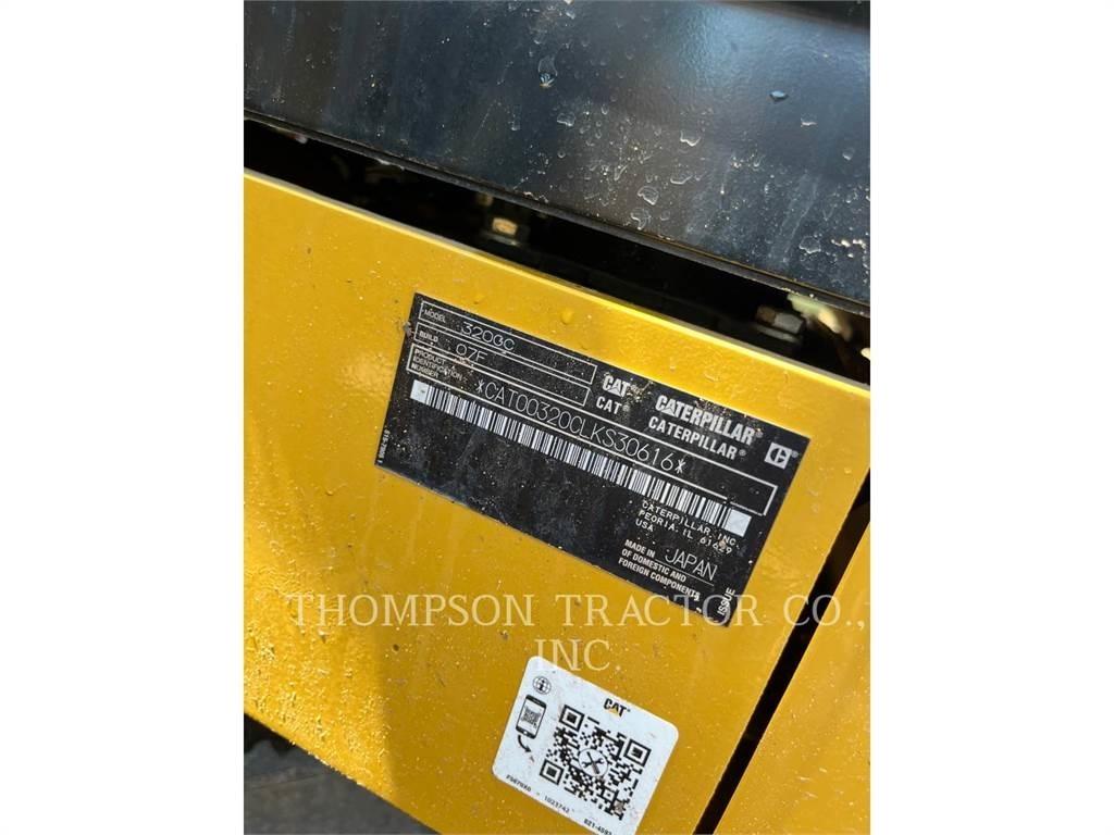 CAT 320-GC Excavatoare pe șenile
