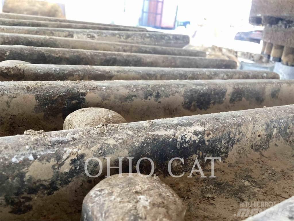 CAT 320 STD Excavatoare pe șenile

