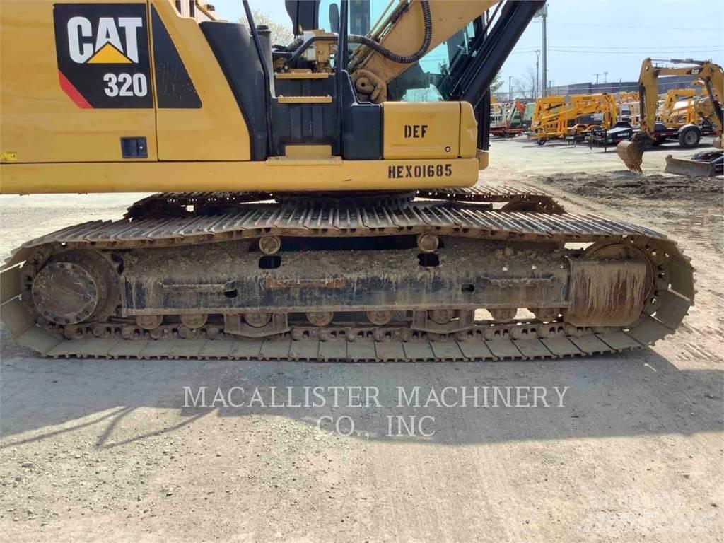 CAT 32007 Excavatoare pe șenile
