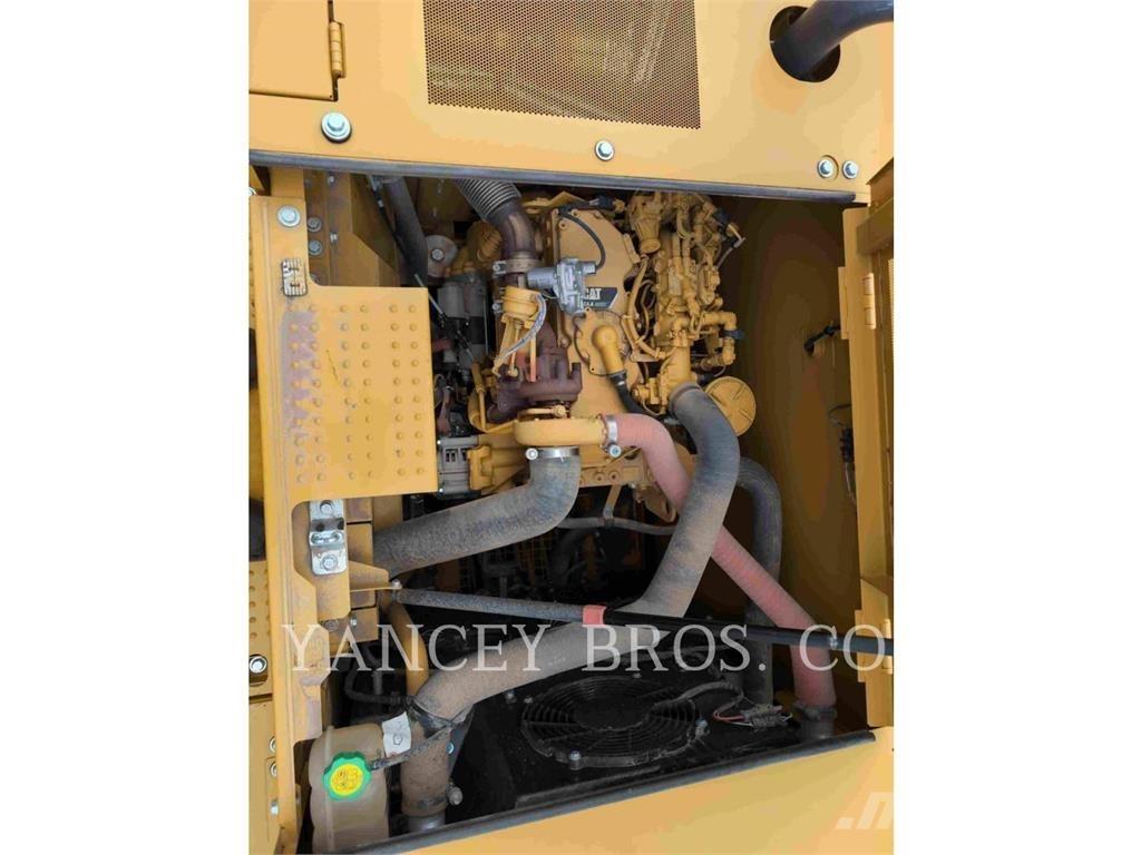 CAT 32007GC Excavatoare pe șenile
