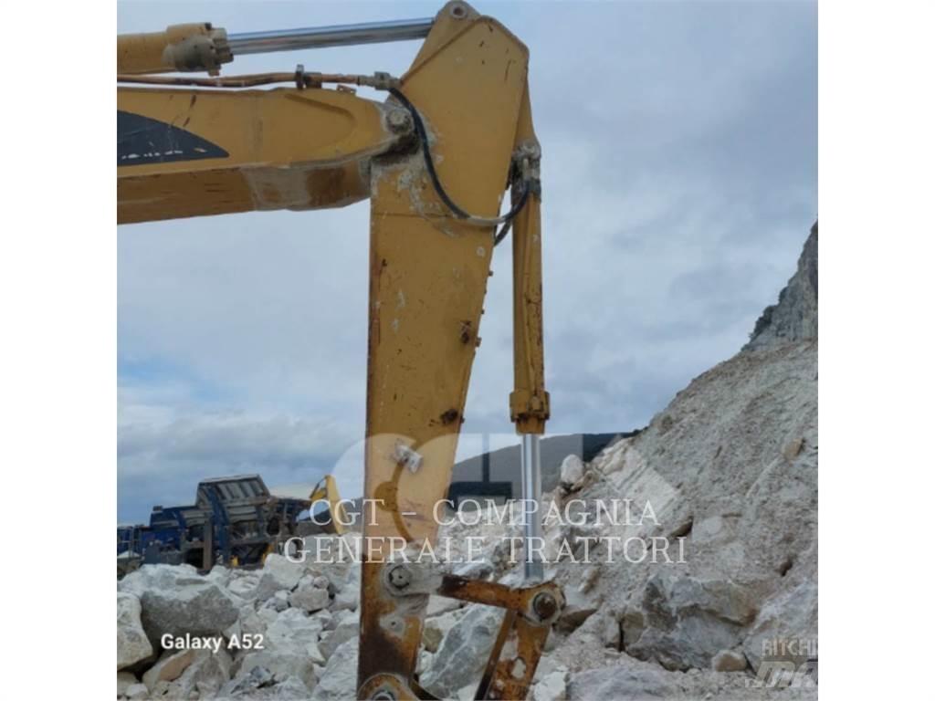 CAT 320B Excavatoare pe șenile
