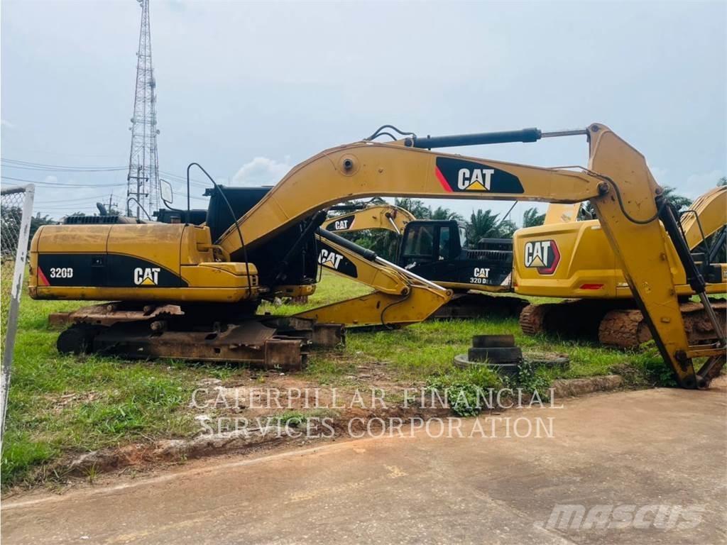 CAT 320D Excavatoare pe șenile
